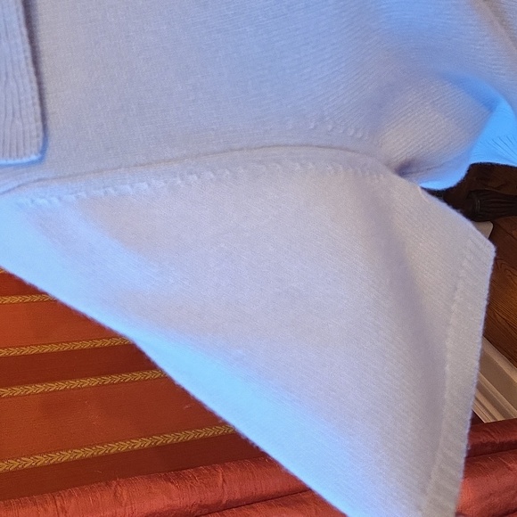 Short Sleeve Cashmere Sweater - Picture 4 of 5